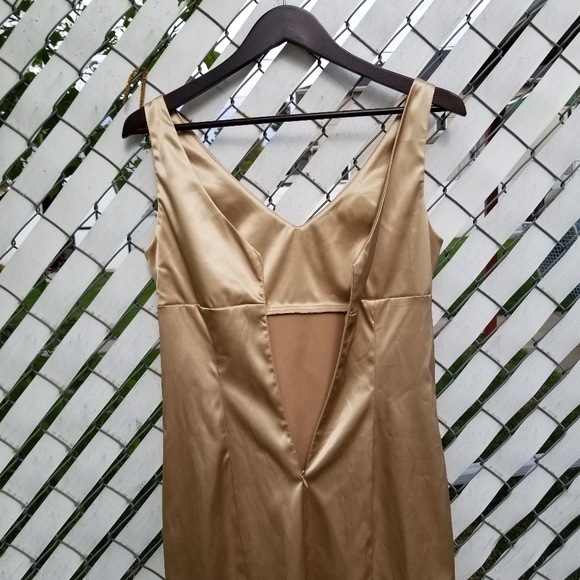 Smart Set shiny silky gold sleeveless zip up midi mini dress 7 - Picture 6 of 9